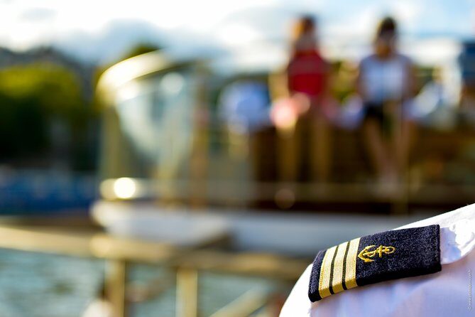 Seine River Guided Cruise Champagne Option by Vedettes de Paris - Les Invalides, Saint Genevieve, and modern cultural stops
