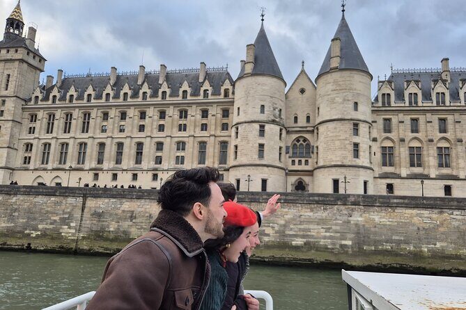 Seine River Sightseeing Guided Cruise by Vedettes du Pont Neuf - Price and value: what $20.90 buys you in real Paris time