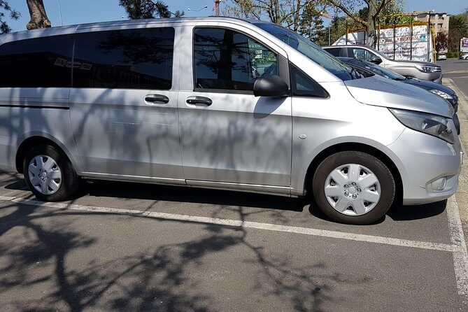 Shuttle Arrival Transfer from Paris Airport to Hotel/ Apartment - Key Points Before You Book