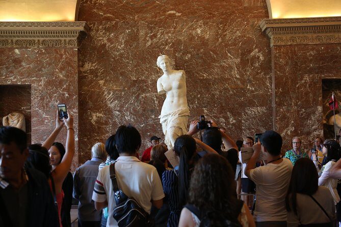 Small-Group Louvre Museum Masterpieces Tour with Access - Apollo Gallery and the Power of Royal Crowns