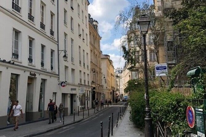 The Darkest Secrets of Paris - Weather and timing: plan for a real night out