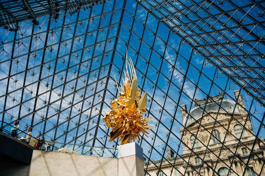 The Paris Pass®: 40+ Attractions Including Eiffel Tower - Food and drink moments: what’s included vs what you still buy