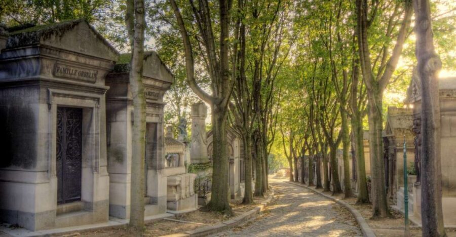 The Père Lachaise Cemetery: Guided 2-Hour Small-Group Tour - The Name Behind Père Lachaise and Why It Matters