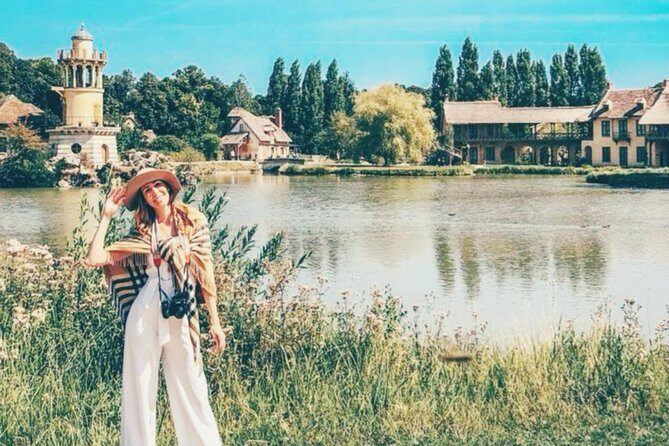Versailles Bike Tour with Market, Gardens & Guided Palace Tour - Le Hameau de la Reine: Marie-Antoinette’s world away from the palace
