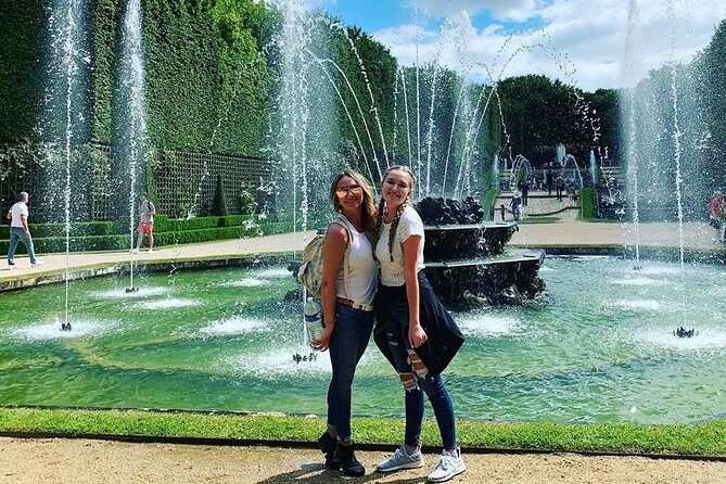 Versailles Bike Tour with Market, Gardens & Guided Palace Tour - Grand Canal picnic: where the day’s pace clicks