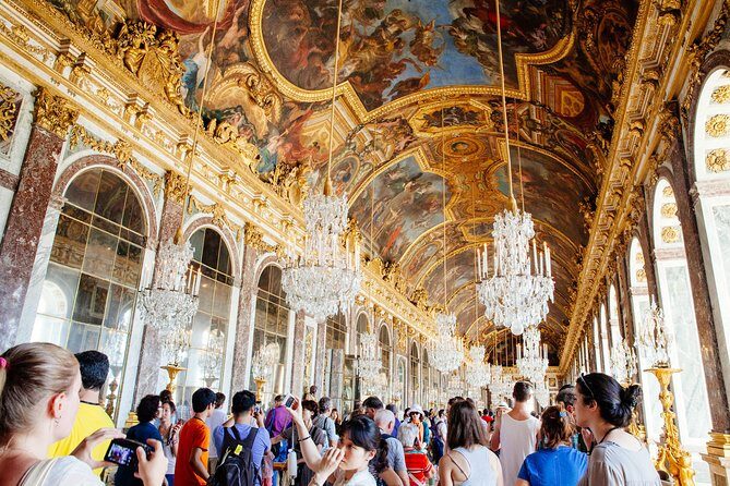 Versailles Château and Gardens Walking Tour from Paris by Train - Pacing, walking shoes, and rainy-day reality checks