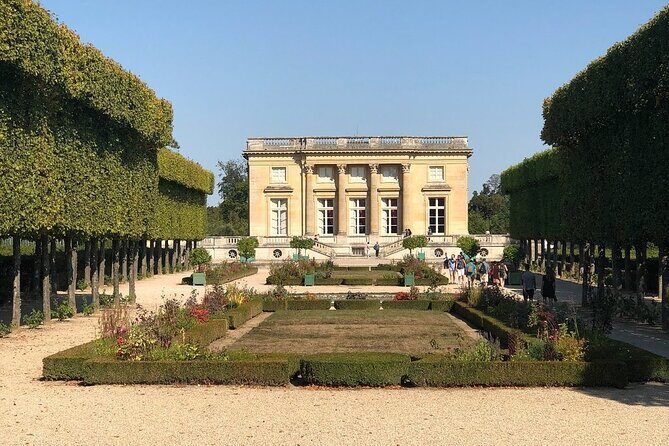 Versailles Full Tour: Palace, Gardens & Marie-Antoinette’s Estate - Grand Trianon: Louis XIV’s built-for-peace retreat