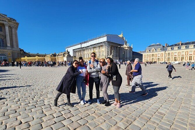 Versailles Golfcart & Bike Guided Tour: Gardens Hamlet Fountains - Stop 4: Another Jardins segment to bridge you into Palace time