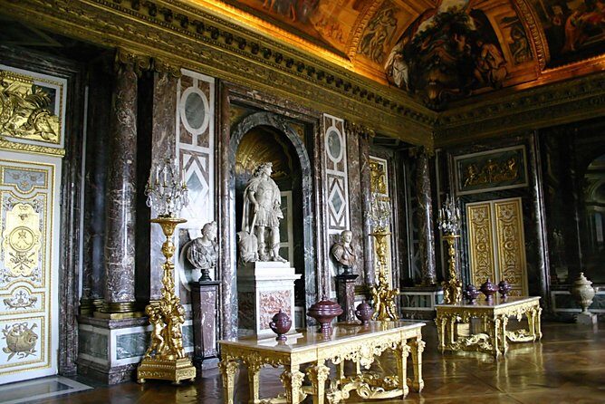 Versailles Palace Guided Day Tour and Trianon from Paris - After Lunch: Trianons and Queen’s Hamlet