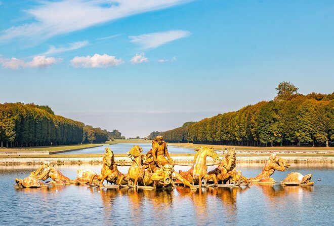 Versailles Palace Guided Day Tour and Trianon from Paris - When Things Go Sideways (and How to Protect Your Day)