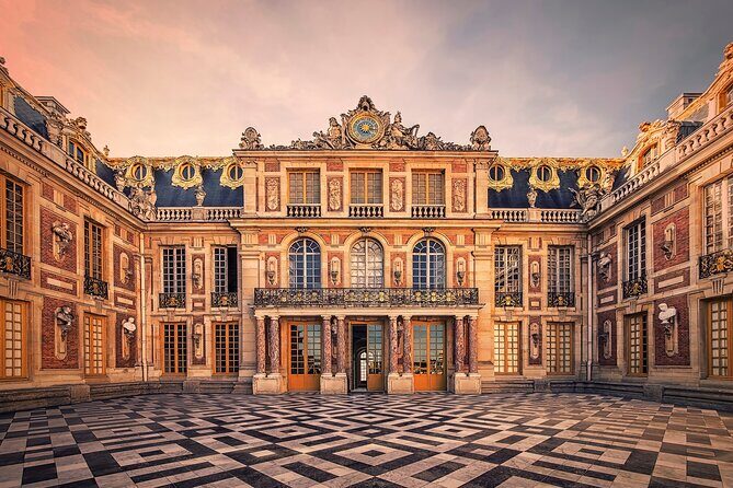 Versailles Palace Guided Day Tour and Trianon from Paris - Gardens Time: Freedom With Real Distances