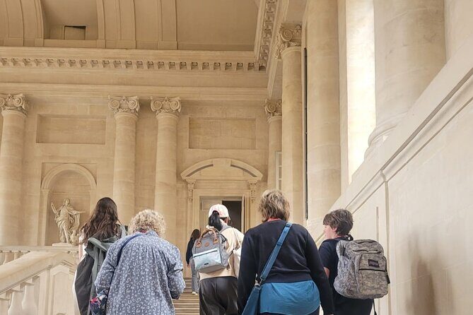 Versailles Palace Guided Tour with Gardens Access - Gardens on your own: best use of free time, plus fountain-show seasons