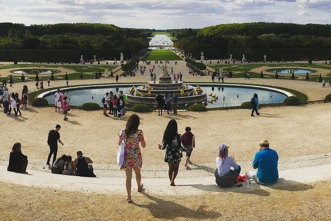 Versailles Palace & Marie-Antoinette's Estate Guided Tour - Walking reality check: how to not feel rushed