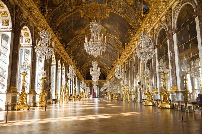 Versailles Palace Private Tailored Guided Tour With Hotel Pickup - Key things that make this tour work
