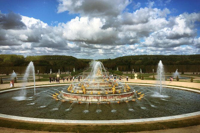 Versailles Palace Private Tailored Guided Tour With Hotel Pickup - The Hall of Mirrors: Why 15 Minutes Can Still Hit Hard
