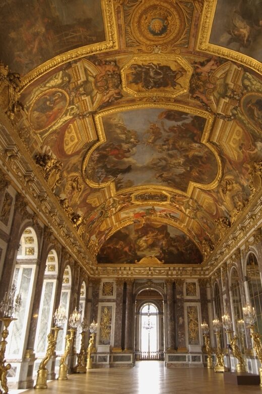 Versailles: Skip-the-Line Guided Tour of Palace with Gardens - Skip-the-Line at Versailles: what you gain right away