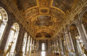 Versailles: Skip-the-Line Guided Tour of Palace with Gardens - Meeting Point at Place d’Armes: find your Paris City Vision guide fast