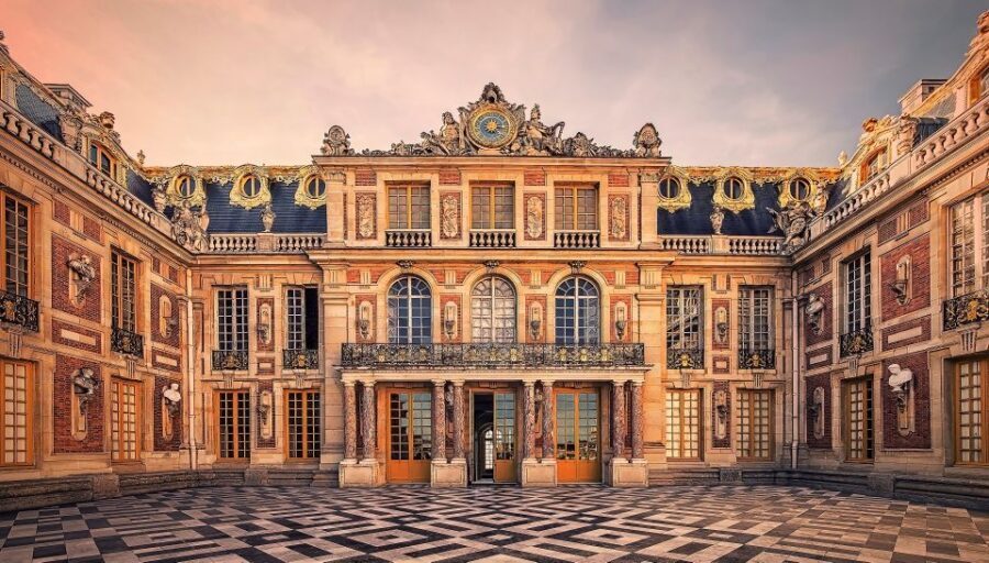 Versailles: Skip-the-Line Guided Tour of Palace with Gardens - Grand Trianon, Petit Trianon, and the Queen’s Hamlet in one sweep