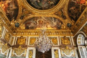 Versailles: Skip-the-Line Tour of Palace with Gardens Access - The 90-minute palace route: Hall of Mirrors and the royal rooms