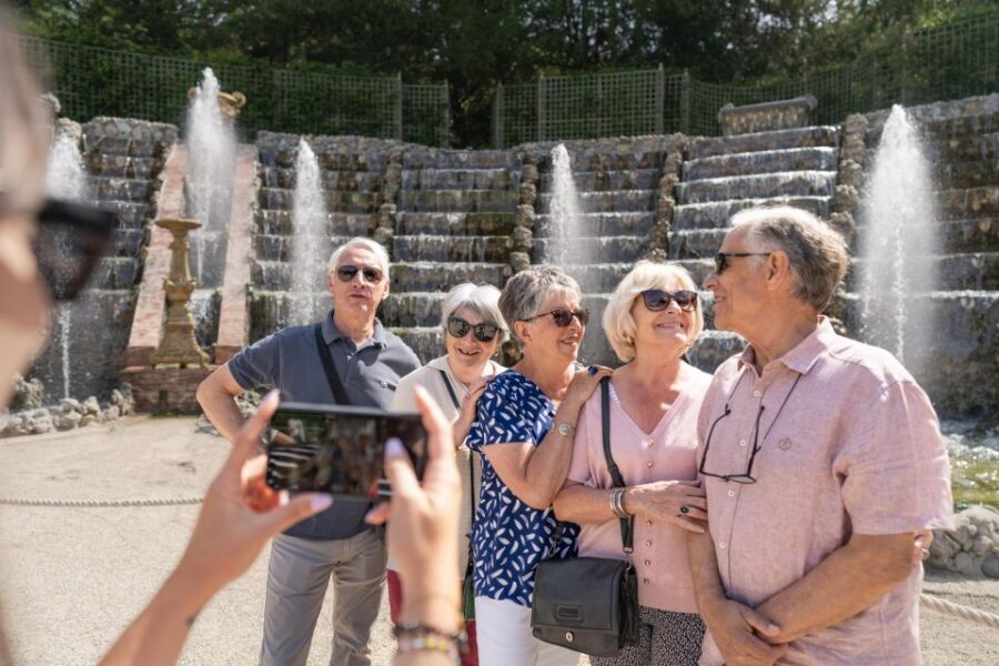 Versailles: Skip-the-Line Versailles Palace and Gardens Tour - Meeting Louis XIV: the easiest way to start on time