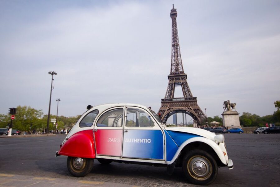 Vintage 2CV tour + Cruise - Trocadéro and the Eiffel Tower area: why that stop timing matters